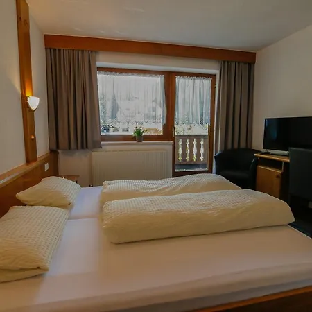 Hotel Tia Apart 3*