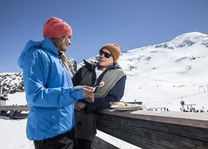 Tia カウナータール